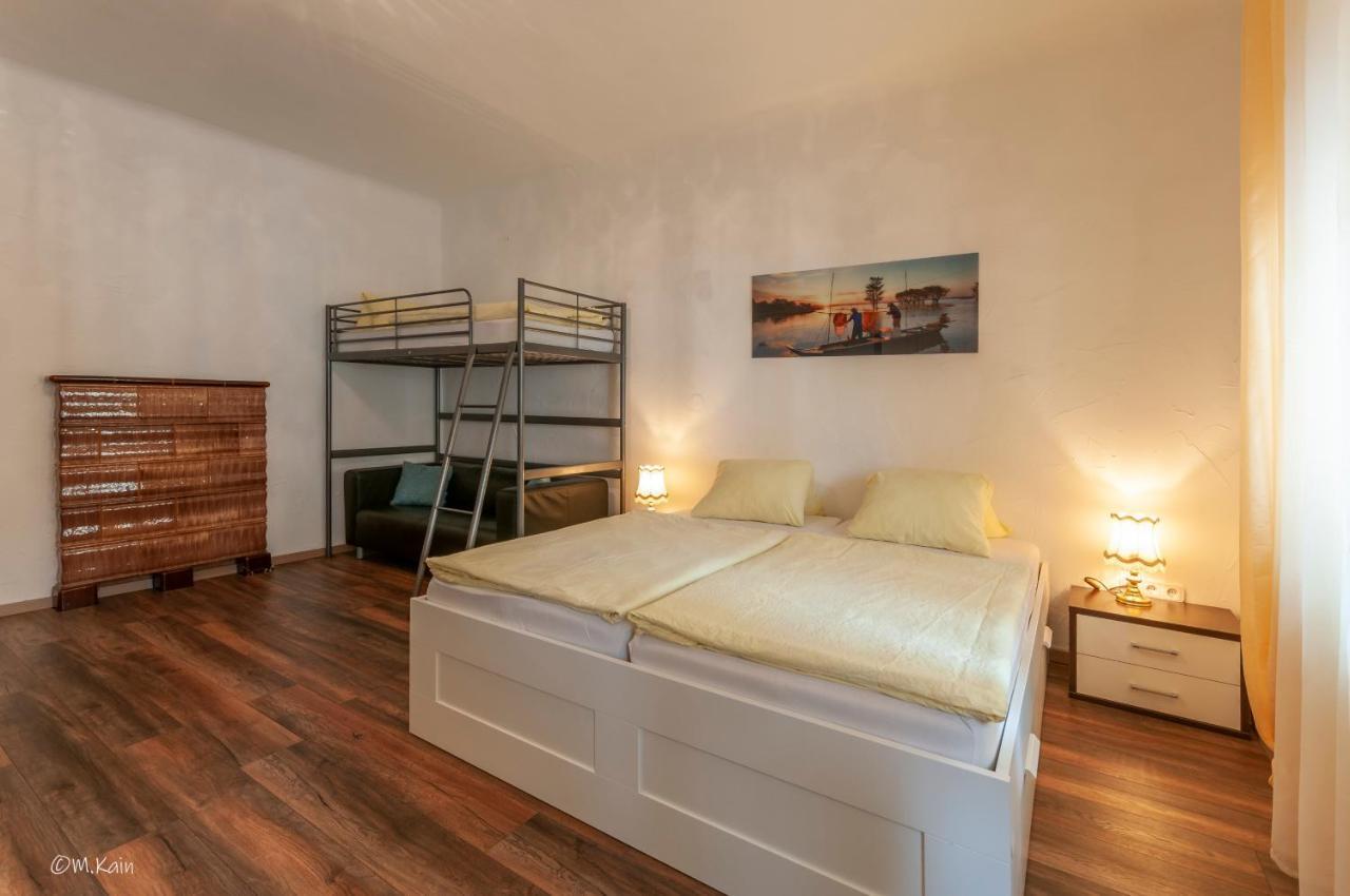 Familienferienhaus Amelie * Moerbisch Am See